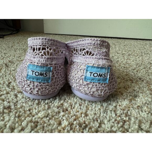 TOMS Women's Light Pink crochet espadrille slip on shoes, size 9 - Picture 6 of 10